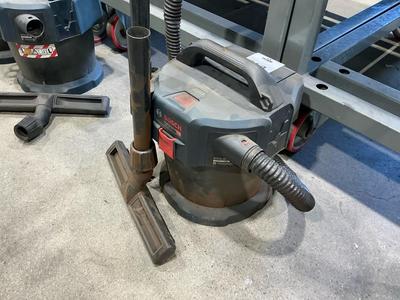 Overview picture of Bosch GAS 18V-10 L battery vacuum cleaner